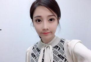 东北名媛吃瓜网红是谁,揭秘吃瓜网红背后的故事